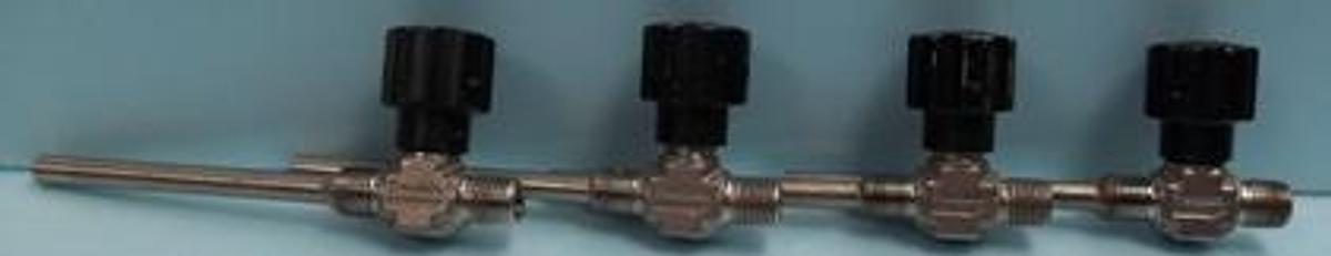 Used QTY. 20. SWAGELOK SS-14DKM4-023