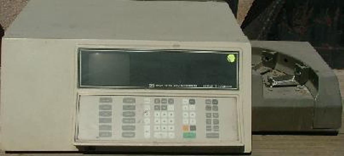Used HEWLETT PACKARD 8450 DIODE ARRAY SPECTROPHOTOMETER M/N: 8450A