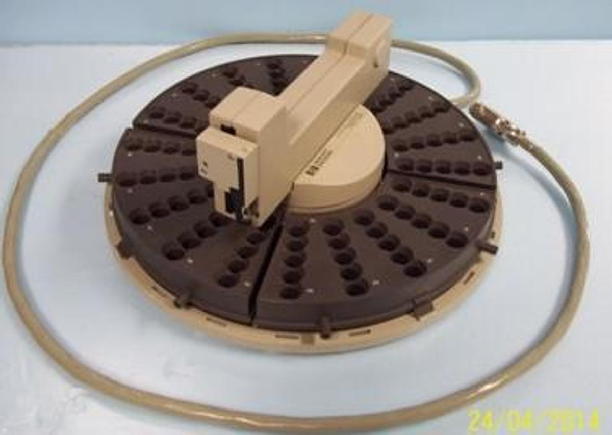 Used HEWLETT PACKARD 7673A AUTO-AUTOSAMPLER TRAY MOD: 18596A
