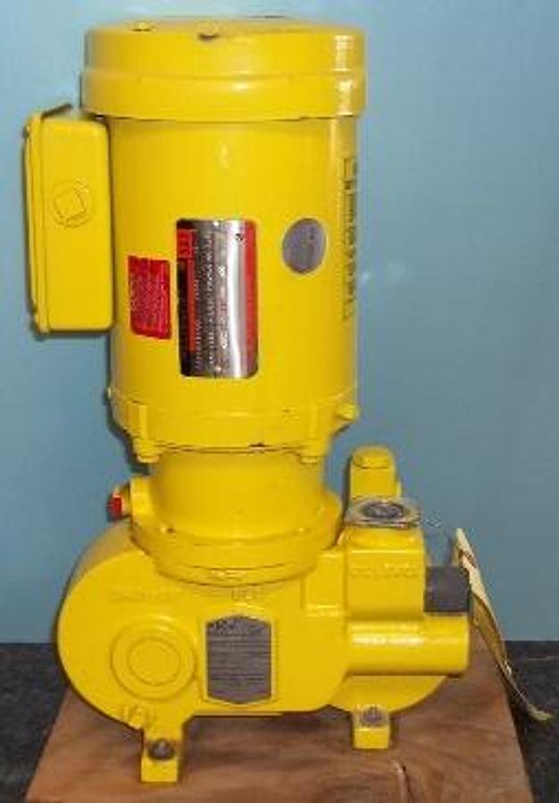 Used QTY. 1. MILTON ROY CONTROLLED VOLUME PUMP MODEL: RE111 48PRSESEM2NN