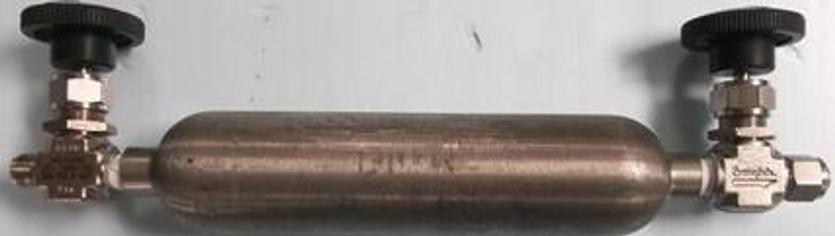Used QTY. 1. SWAGELOK SAMPLE CYLINDER 300 CC