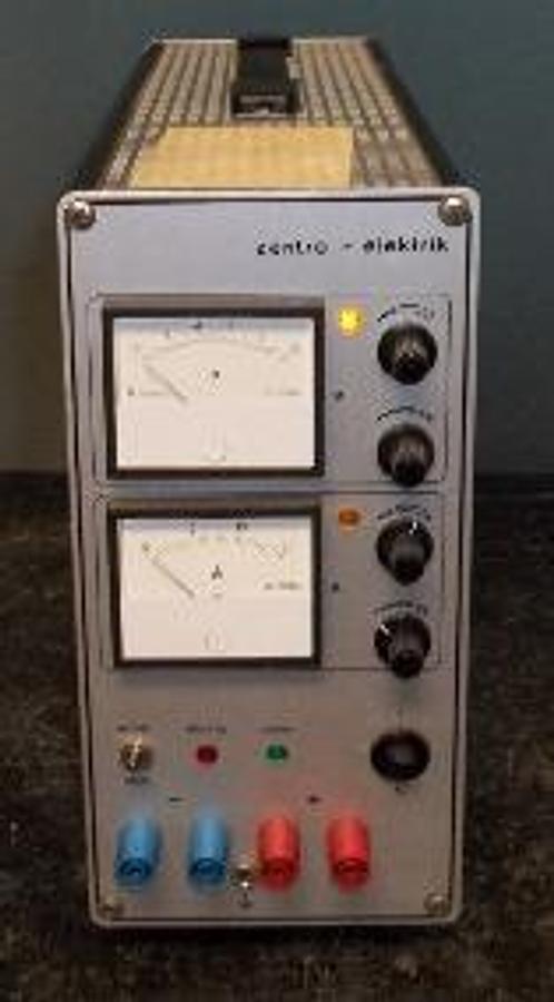 Used ZENTRO-ELEKTRIK VOLT AMP CONTROLLER TYPE: LA 7.5/12 GA NR. 100007 A. NR. 9010248200 UE 230V 50HZ 0.8A AUF-NR. 105895 UA 7.5V=12A VHS NR 49950.