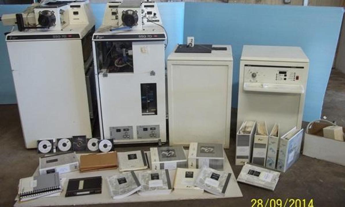 Used FINNIGAN MAT SSQ 70 MOD: SSQ SERIAL: T5000237 MASS SPECTROMETER SYSTEMS TOP-MOUNTED INJECTOR CHAMBERS (ENCLOSED) DUAL POWER SUPPLY MOD (TCP-310