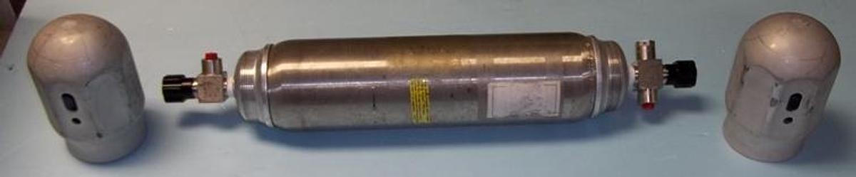 Used SWAGELOK SAMPLE CYLINDER. DOT-3A1800