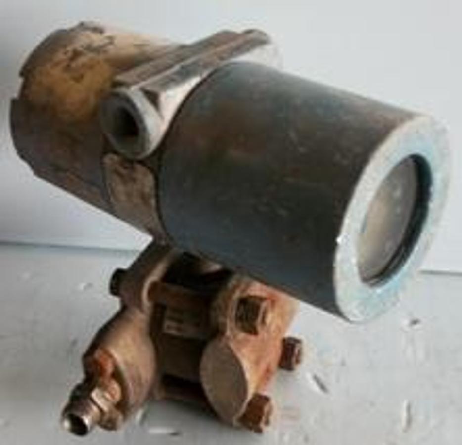 Used QTY. 1. ROSEMOUNT TRANSMITTER MODEL: 1GP9E22M1B2