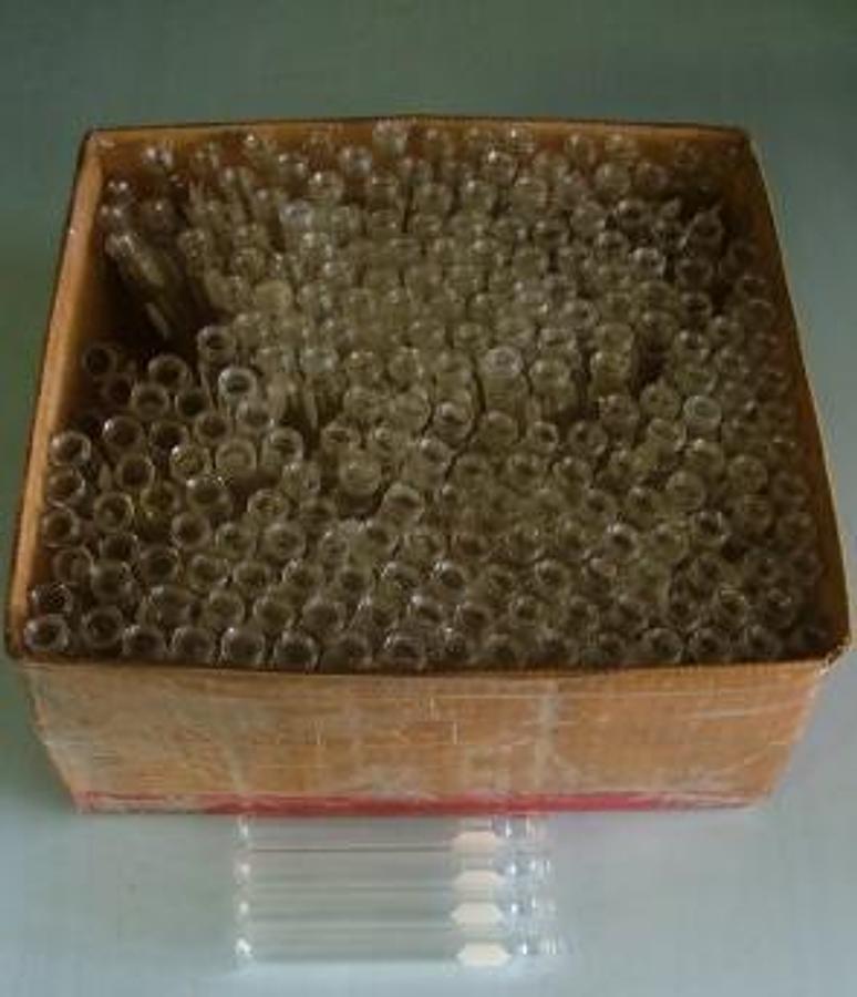 Used TEST TUBES: 35ML THREADED