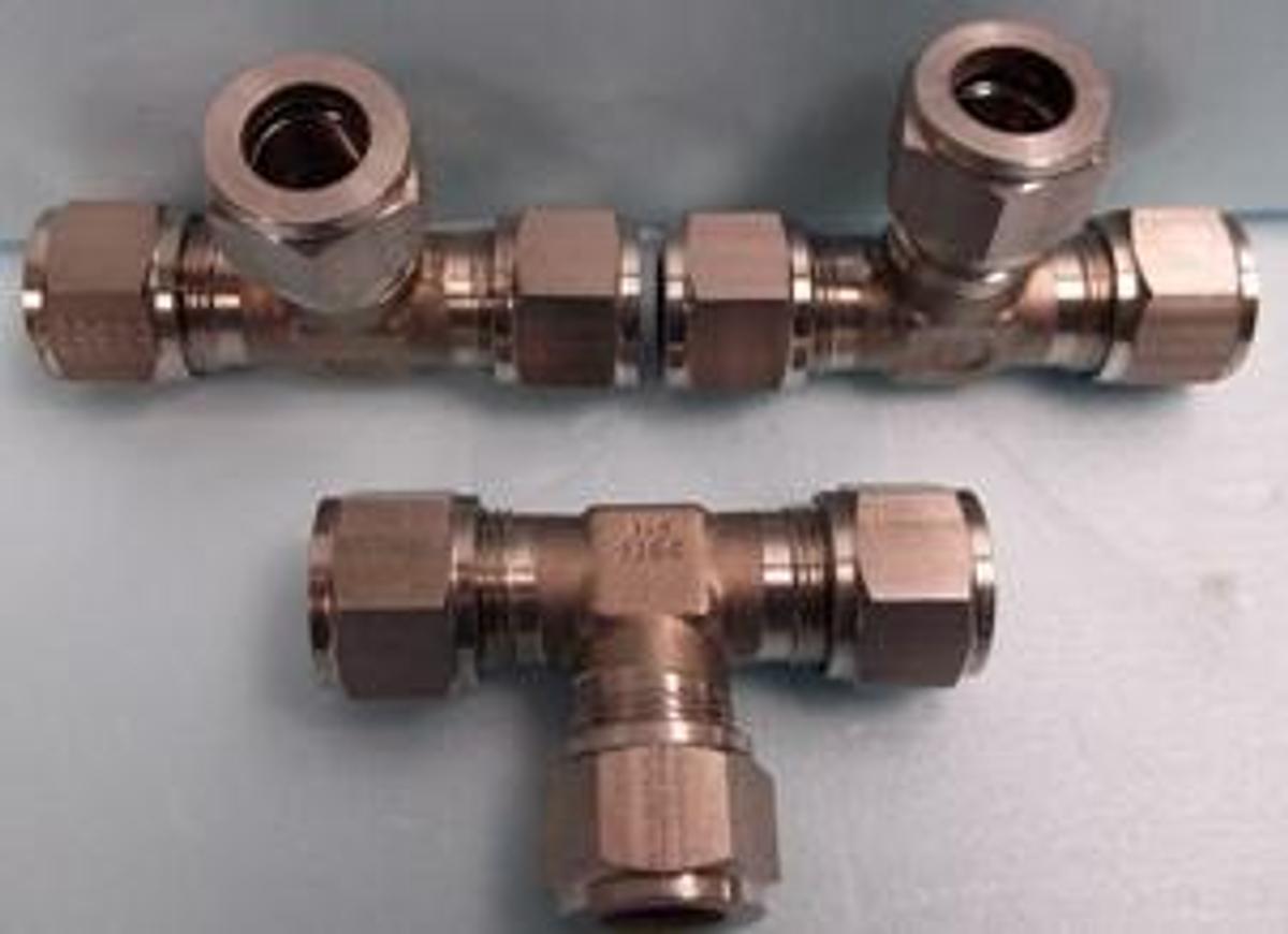 Used HOKE 11/16" X 11/16" X 11/16" STAINLESS STEEL TEE FITTING 316 92TE GYOROLOK 316 ZKD.