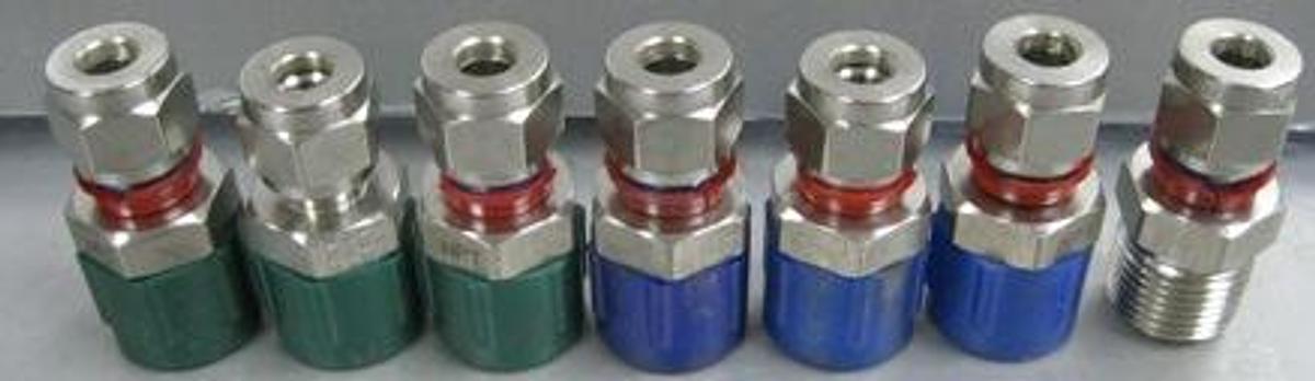 Used QTY. 7. SUPERLOK PMI PC-3/8" X ¼" 316. TUBE X MNPT. .