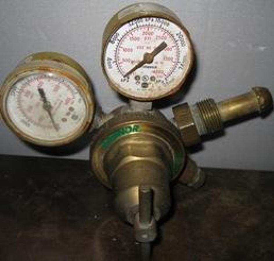 Used QTY. 1. RADNOR COMPRESSED GAS REGULATOR