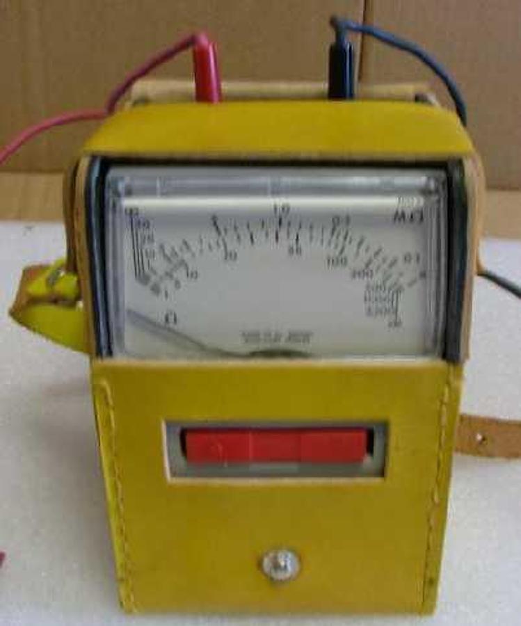 Used METROHM SAFETY YELLOW INSULATION AND CONTINUITY TESTER