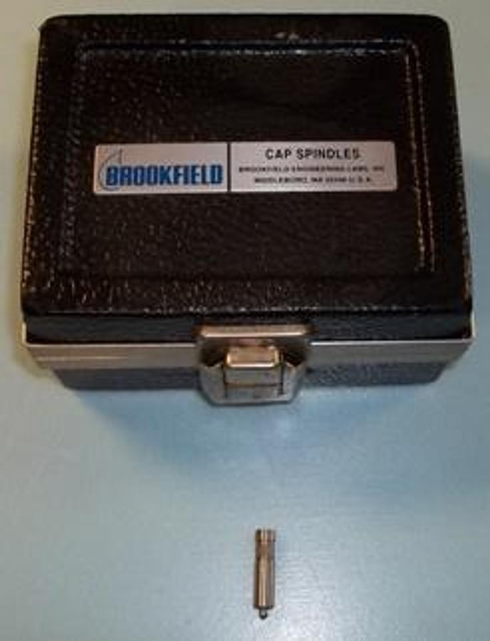 Used BROOKFIELD CAP SPINDLE IN HARD SIDE CARRYING CASE