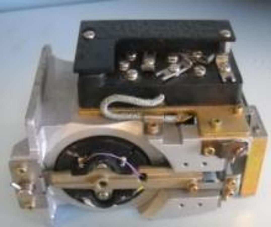 Used SWITCH PART # N01485SN ALSO HAS RANGE AND INDEX ALSO HAS A