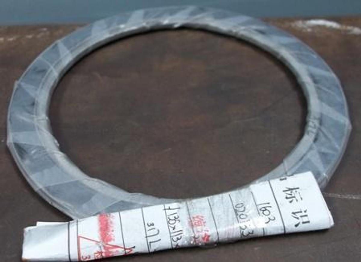 Used SPIRAL WOUND VALVE GASKET