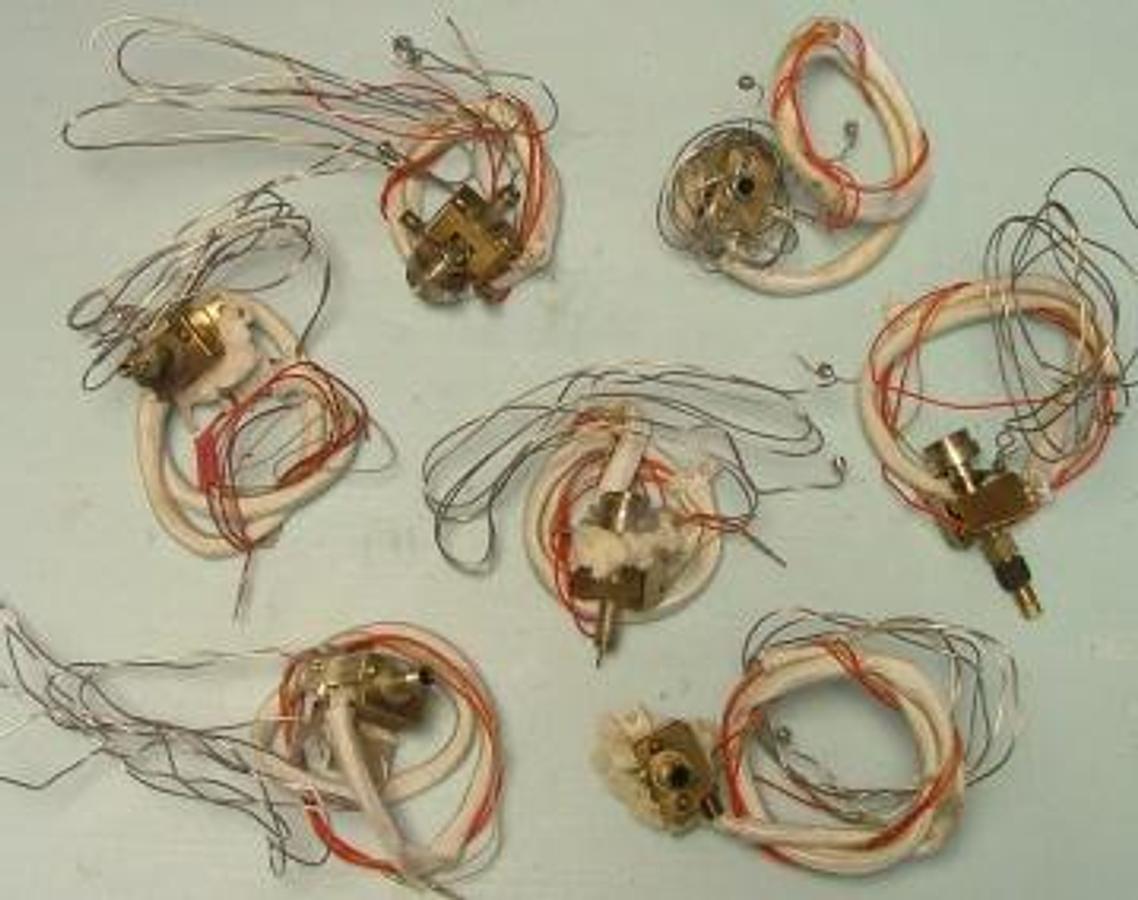 Used QTY. 7. HEWLETT PACKARD SPLITLESS INJECTORS FOR GCS WITH HTR SENSORS P/N 05890-61140