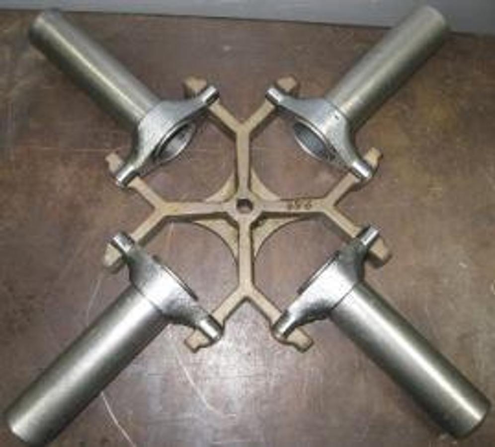 Used IEC INTERNATIONAL SWINGING BUCKET CENTRIFUGE ROTOR FOR 100 ML LONG OIL SEPARATION TUBES. NO: 242