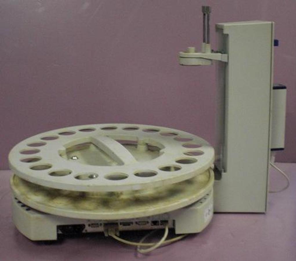 Used METTLER TOLEDO AUTO SAMPLER RONDO 60 SNR:5131201577