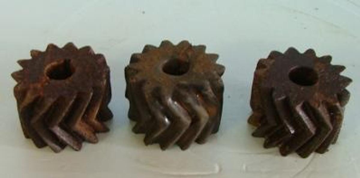 Used QTY. 3. PACIFIC/FLOWSERVE GEAR: A02832-01-03-089