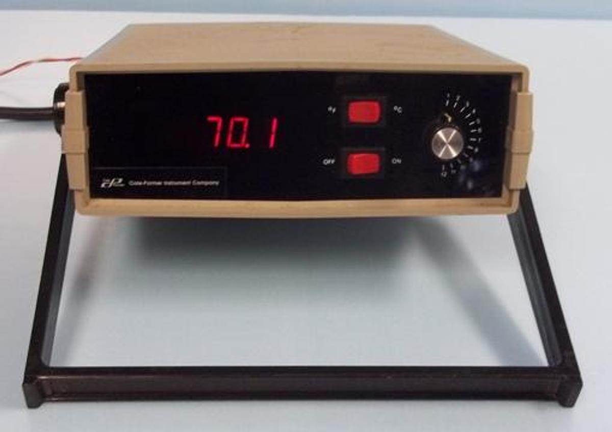 Used QTY. 1. COLE-PALMER DIGITAL THERMOMETER P/N: 8534-25