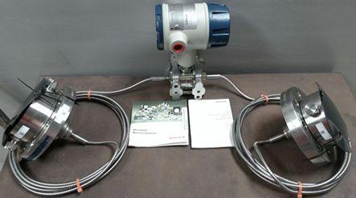 Used HONEYWELL ST3000 SMART PRESSURE TRANSMITTER MODEL: STR12D-51A-000000000000-H6