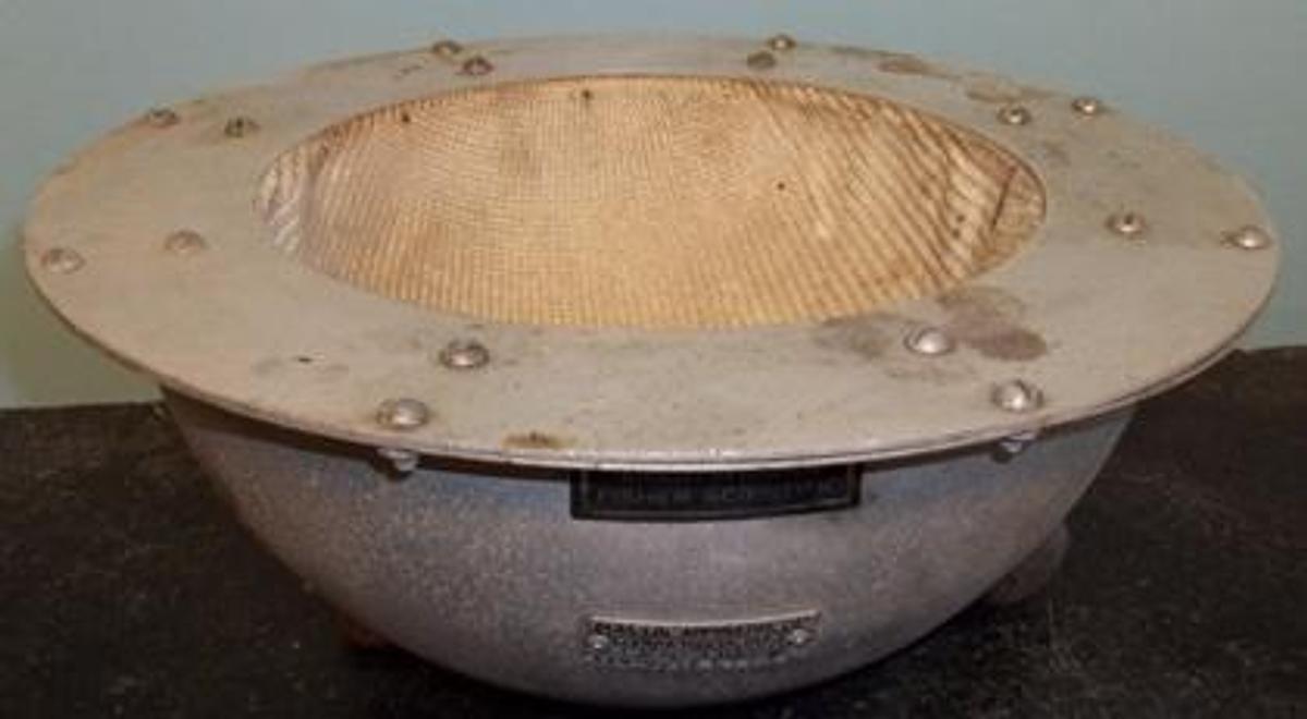 Used QTY. 1. GLAS-COL APPARATUS INC. 3000ML MANTLE