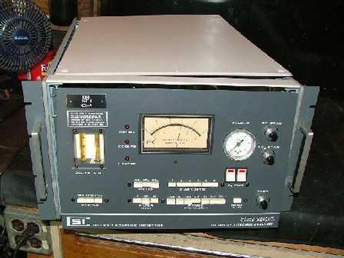 Used COLUMBIA SCIENTIFIC INDUSTRIES CSI 1600 OXIDES OF NITROGEN ANALYZERS