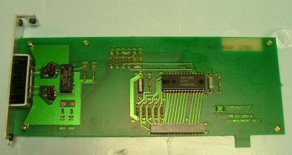 Used HEWLETT PACKARD #18594-60030 DIV 43 REV A COMPONENT SIDE CARD. .