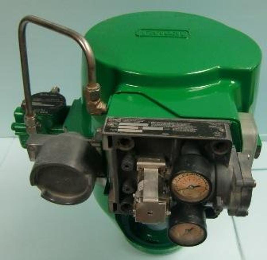 Used QTY. 1. FISHER CONTROLS SYSTEM 9000 ACTUATOR
