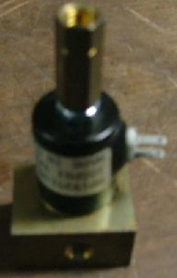 Used QTY. 9. HEWLETT PACKARD HP 19251-60560 3 PORT CONTROL VALVE.