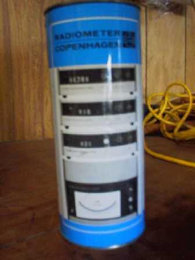 Used QTY. 1. LITER RADIOMETER COPENHAGEN 500 ML