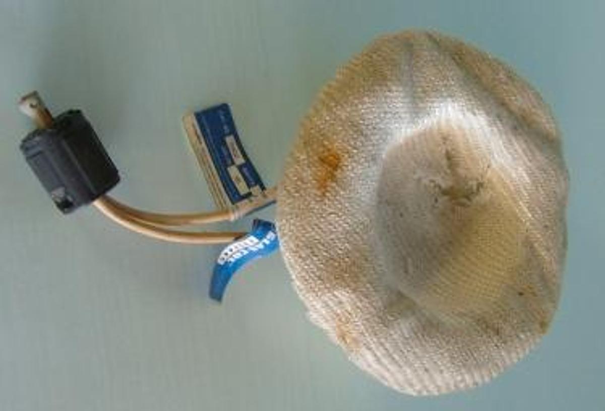 Used QTY .1. GLAS-COL: HEATING MANTLE 6" DIA. CAT. NO 402 180 WATTS