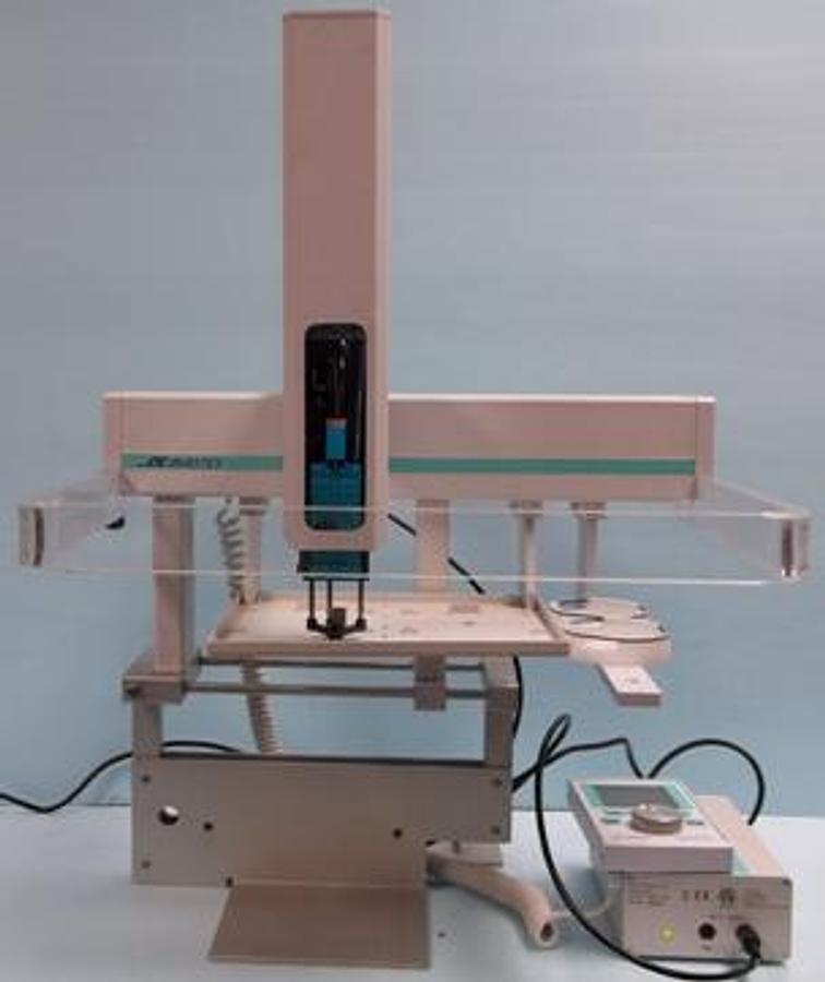 Used CTC ANALYTICS AG SWITZERLAND AUTO SAMPLER REV. B.G. HTC-PAL VOLUME 25 UL SCALE 60MM ID 02