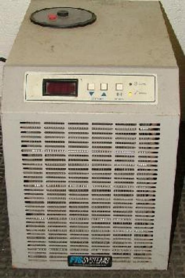 Used QTY. 1. FTS SYSTEMS INC. CHILLER MODEL: RS25ALOO