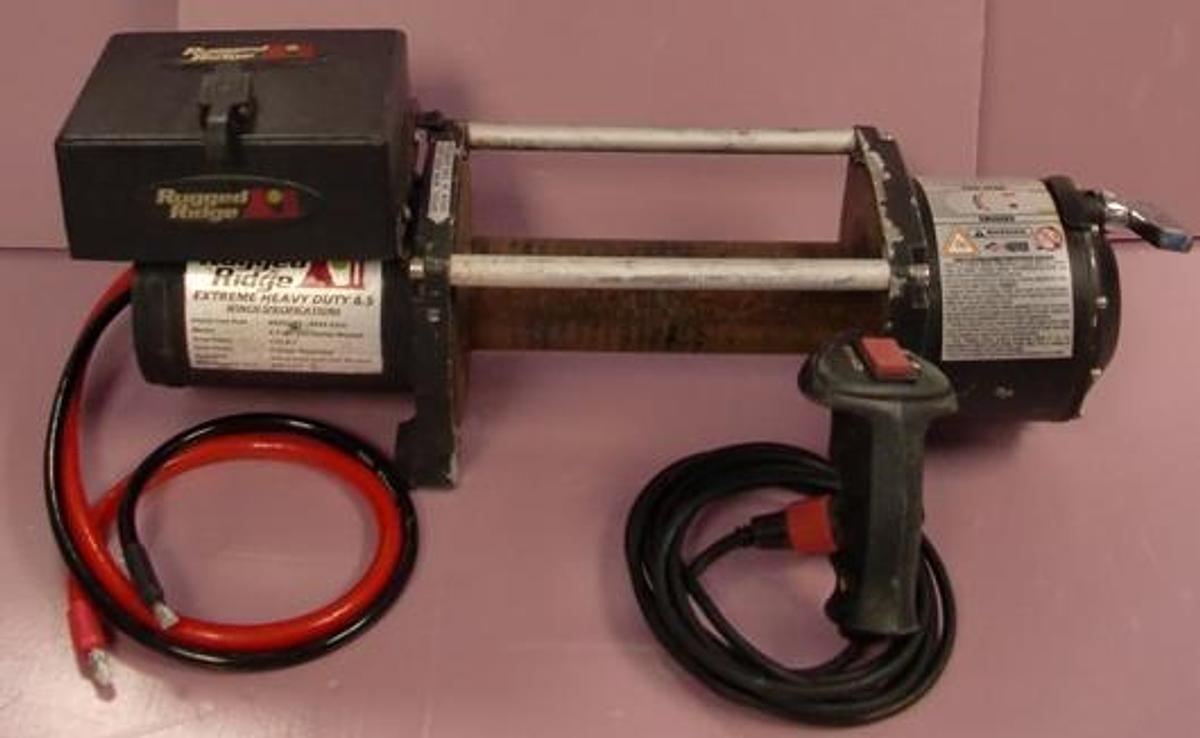 Used RUGGED RIDGE II EXTREME HEAVY DUTY WINCH