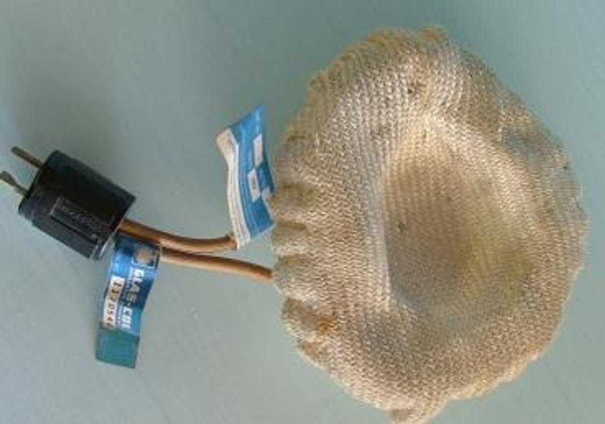 Used GLAS-COL: HEATING MANTLE 5" DIA CAT NO. 0398 80 WATTS