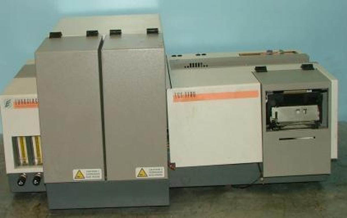 Used EUROGLAS ANALYTICAL INSTRUMENTS ECS 1700 REG NR 941774 TYPE NR ECS 1700 115/230V 60HZ 1200W 10/6 .3A FUSE MAX P. 3 BAR DOES POWER UP.