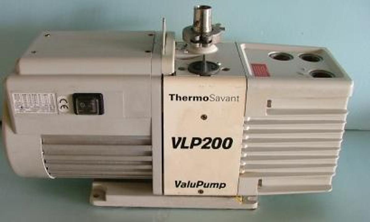 Used THERMO SAVANT VACUUM PUMP VLP200 MODEL VLP200 CODE NO. NGA702000