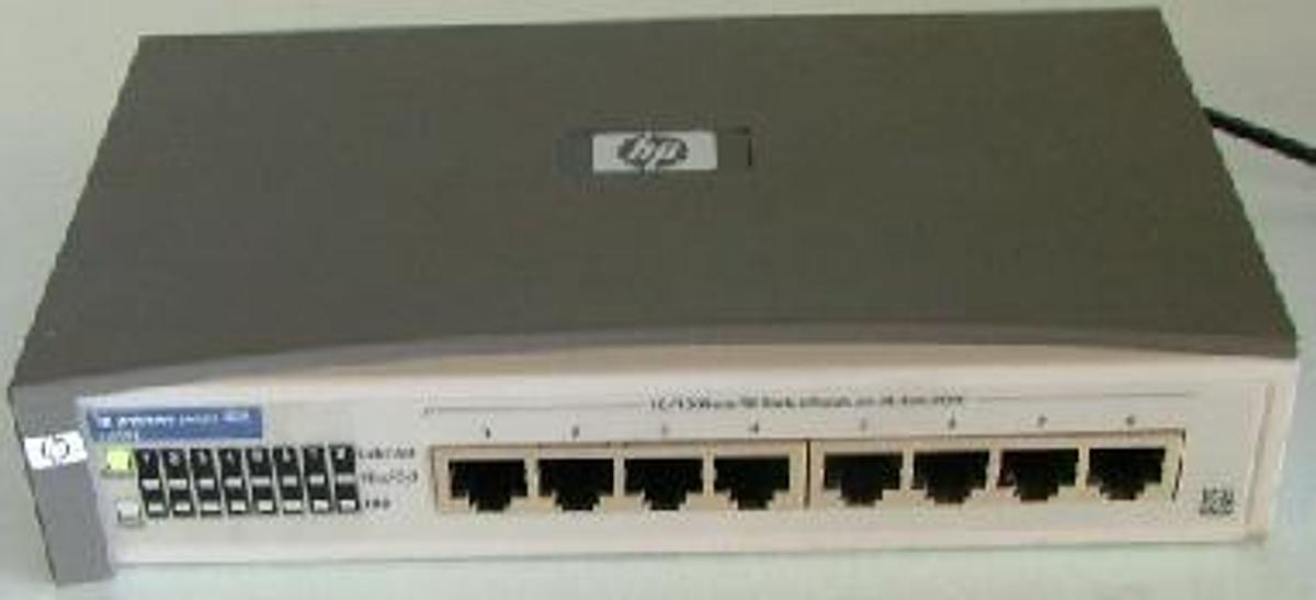Used QTY. 1. HP PROCURVE SWITCH 408