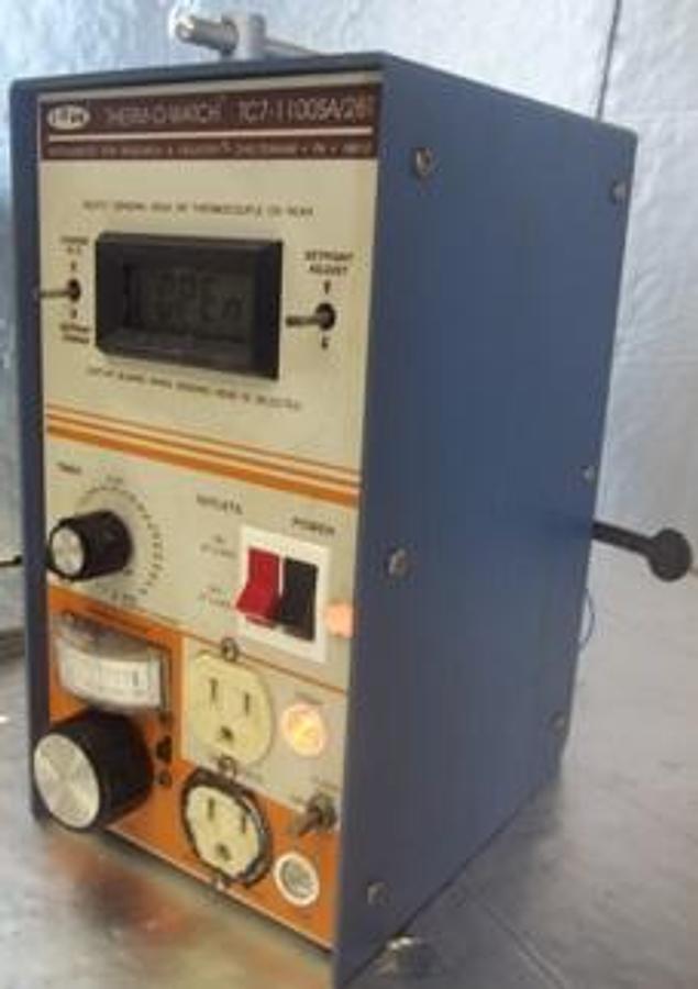 Used QTY. 1. GLAS-COL I2R THERMO-WATCH CAT: TC7-1100SA/28TJ