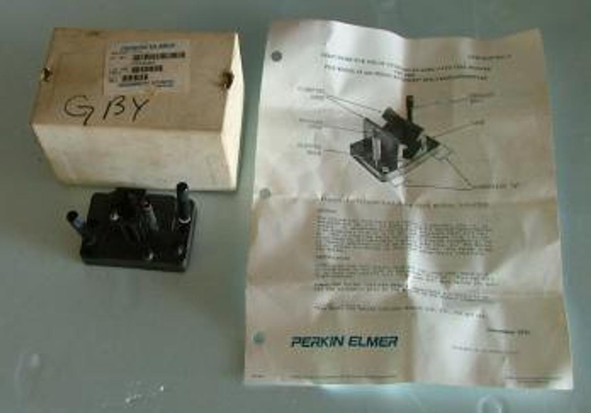 Used PERKIN ELMER HOLDER CELL FOR SQUARE CELLS