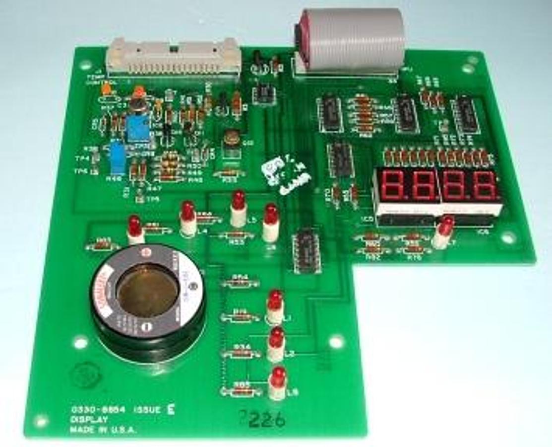 Used QTY. 1. PERKIN ELMER CARD 0330-8851B 0330-8854 ISSUE E DISPLAY.