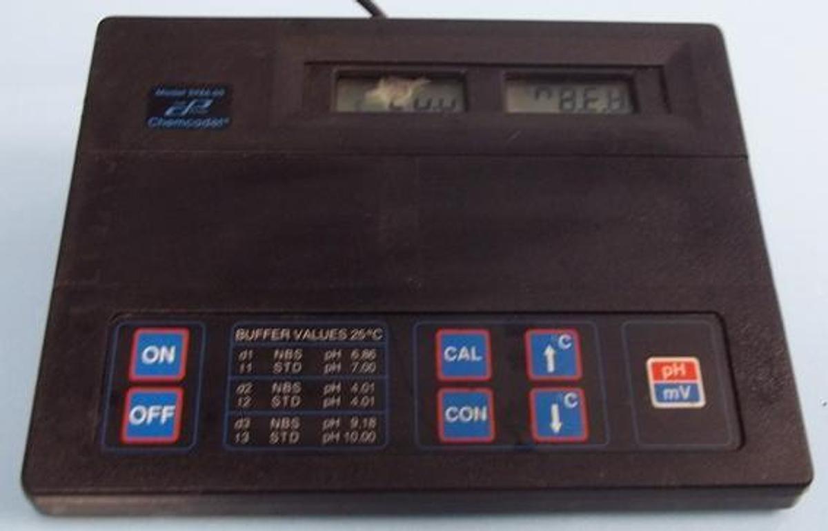 Used COLE-PARMER CHEMCADET PH METER MODEL: 5986-60