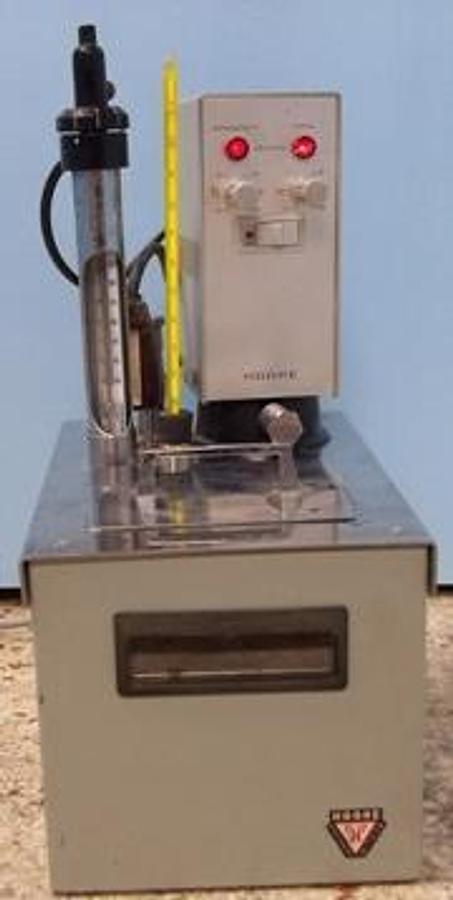 Used HAAKE HEATING CIRCULATING BATH TYPE: F4291