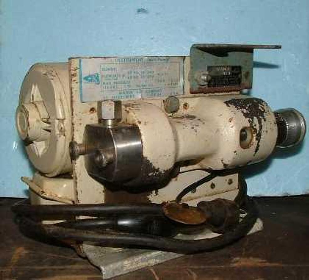 Used QTY. 1. MILTON ROY COMPANY INSTRUMENT MINI PUMP MODEL: 196-0042-028 WITH GENERAL ELECTRIC MINA GEAR MOTOR. FLOW RATE: 29 TO 290 ML/HR.