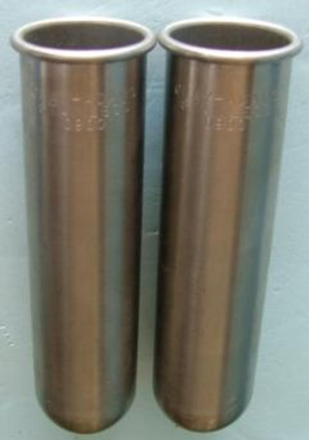 Used QTY. 2. CLAY ADAMS CENTRIFUGE TUBES 0900 5" LONG X 1-1/4" DIA.