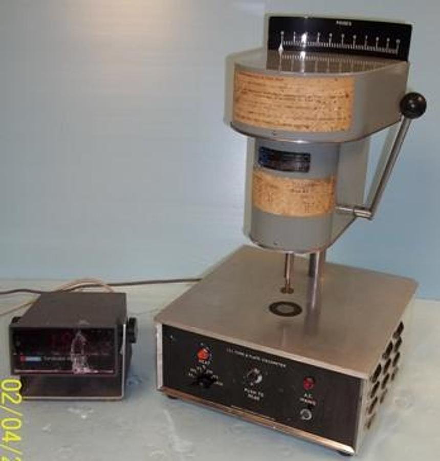 Used PACIFIC SCIENTIFIC (RESEARCH EQUIPMENT (LONDON) LTD. 1.C.1. CONE AND PLATE VISCOMETER 115V 60HZ 200?C MAX INCLUDES: DORIC TENDICATOR 400A HEATER READOUT DISPLAY BOX