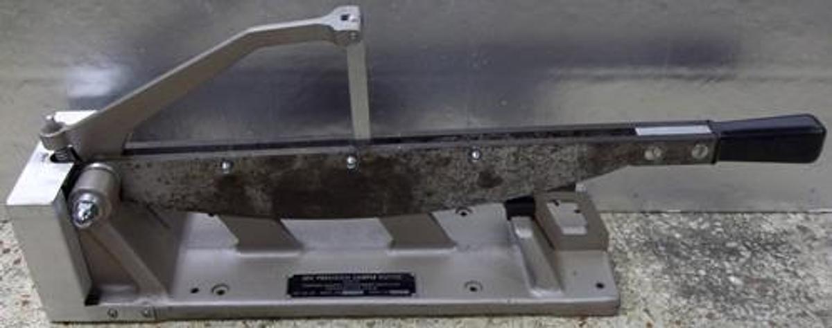 Used QTY. 1. JDC PRECISION SAMPLE CUTTER