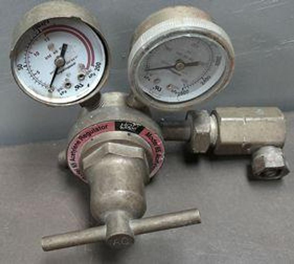 Used HOT MAX ACETYLENE REGULATOR