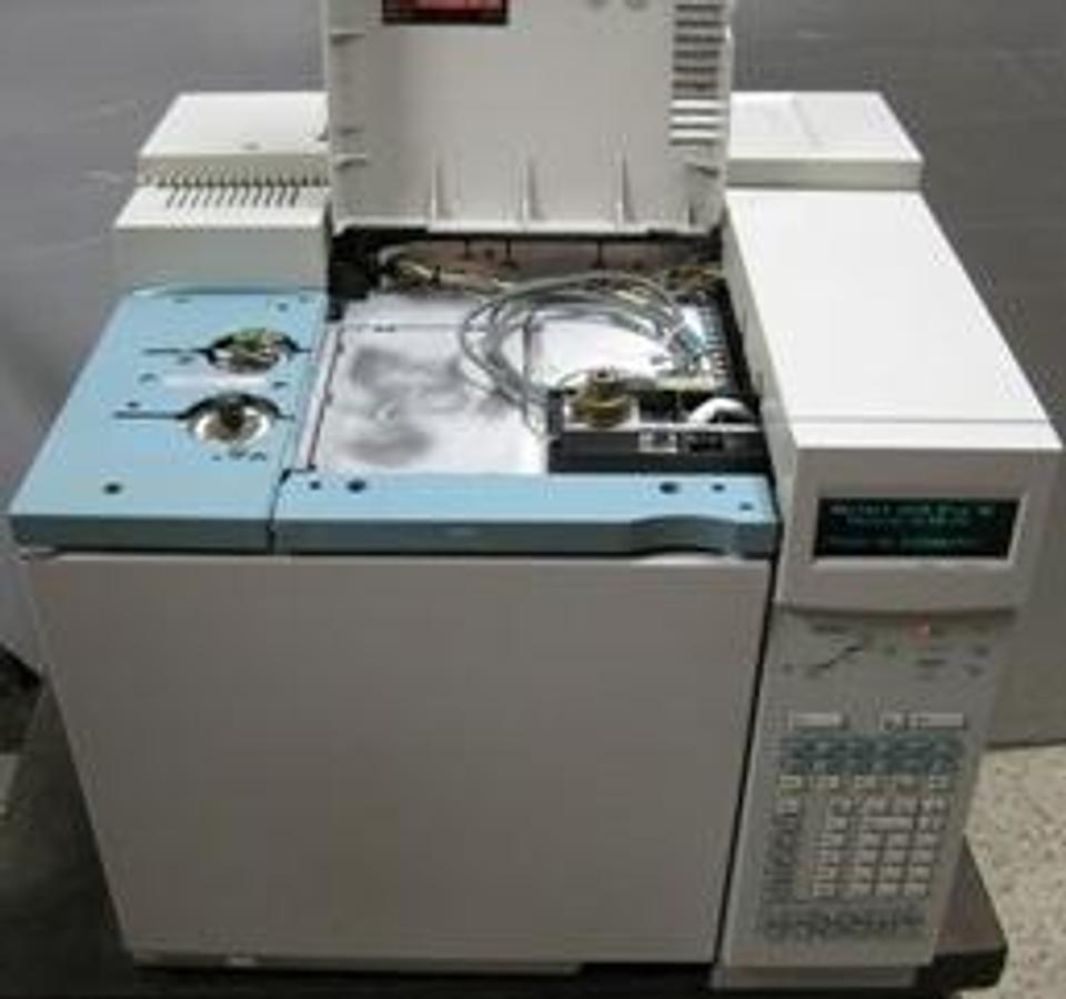 Used AGILENT / HEWLETT PACKARD HP 6890 SERIES GC SYSTEM G1530A