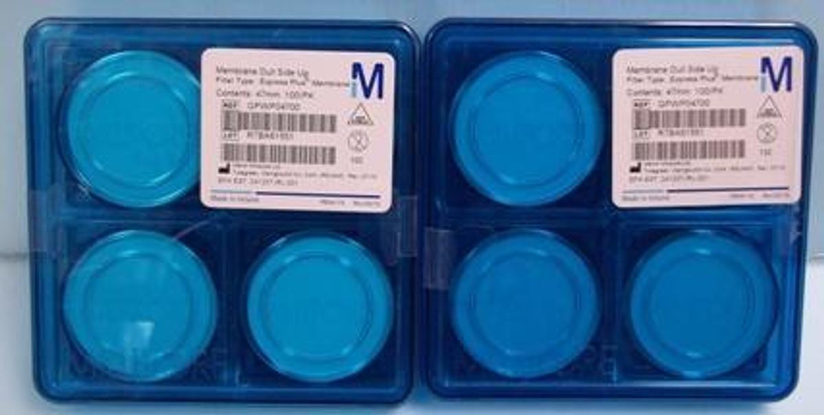 Used MILLIPORE MEMBRANE DULL SIDE UP FILTER TYPE: EXPRESS PLUS MEMBRANE CONTENTS: 47MM 100/PK REF. NO.: GPWP04700 LOT: R7BA61551 NON STERILE 132 EPA. EST. 041237-IRL-001 132 REV. 07/15 MADE IN IRELAND PRO4155 REV. 05/15. (NEW).
