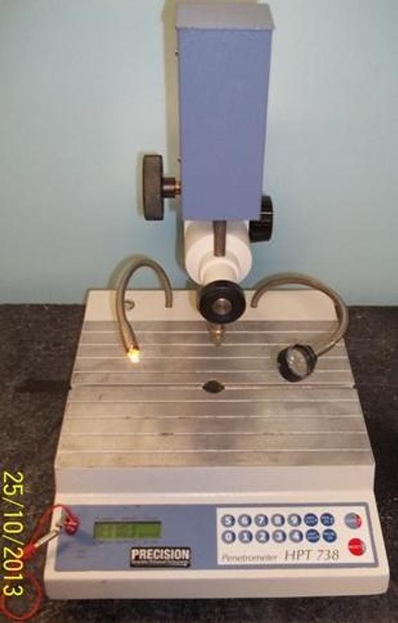 Used PRECISION SCIENTIFIC PETROLEUM INSTRUMENTS PENETROMETER HPT738 SER 037380012 45W 115V/230V 50/60HZ.